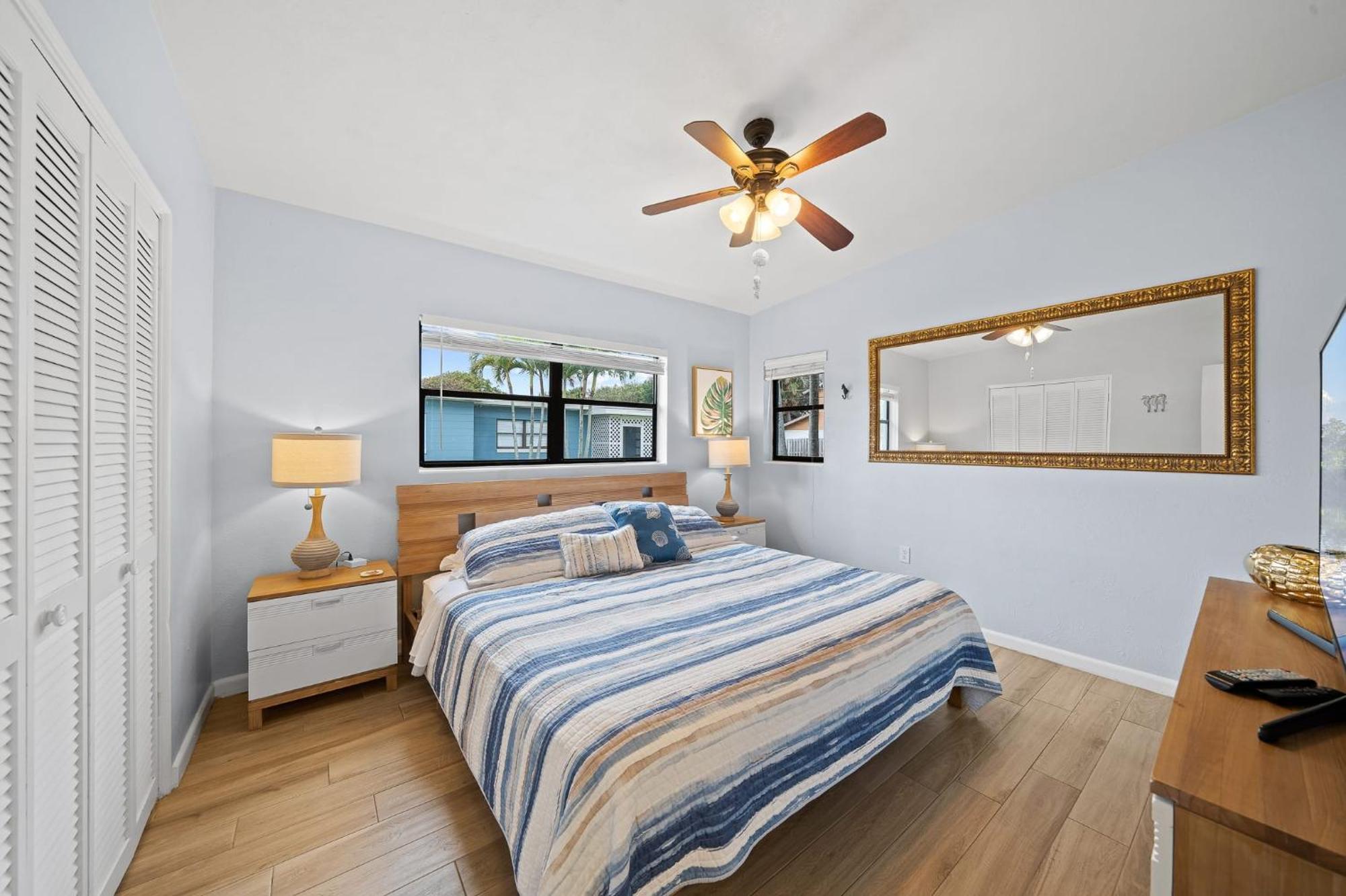Downtown Cottage - Walk To The Beach & Restaurants Cocoa Beach Extérieur photo