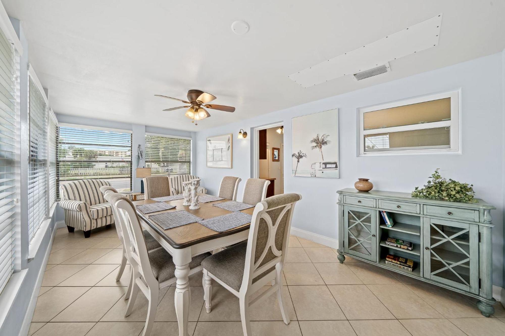 Downtown Cottage - Walk To The Beach & Restaurants Cocoa Beach Extérieur photo