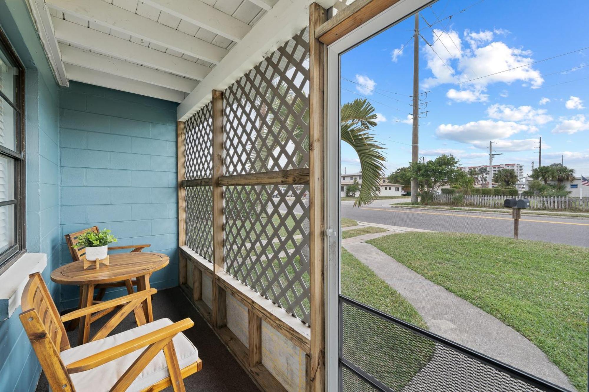 Downtown Cottage - Walk To The Beach & Restaurants Cocoa Beach Extérieur photo